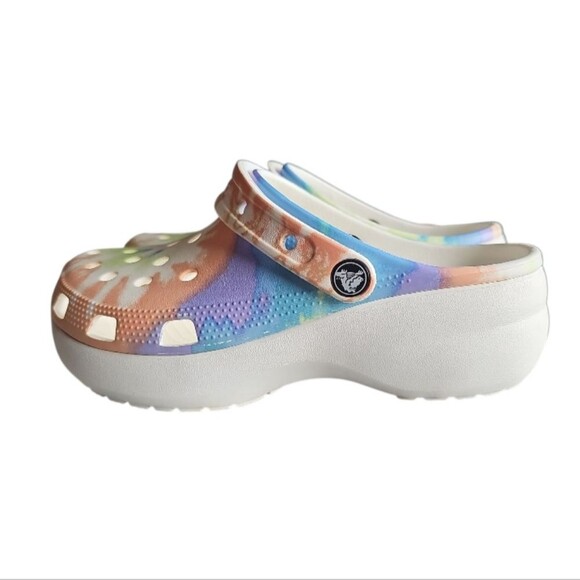 Crocs Classic Platform Clogs Pastel Tie Dye Sz 7 Outdoor Beach Summer Festival - Picture 1 of 13